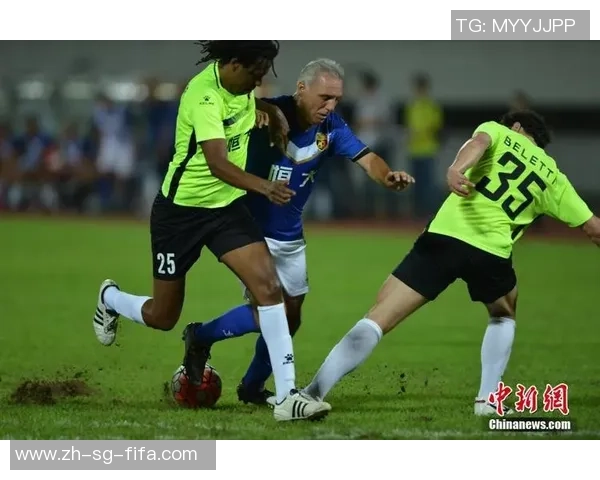 实况足球2013汉化版全攻略体验最真实的足球盛宴与精彩赛事分析